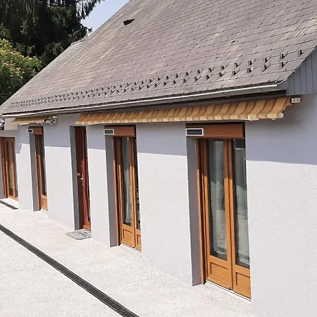 Maison Familiale A Gerde