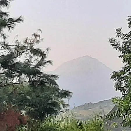 Holiday home Maison Familiale A *